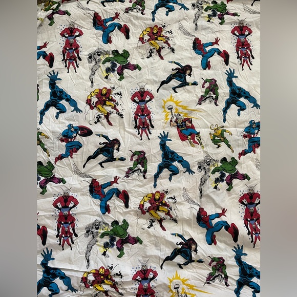 Pottery Barn Kids Marvel full sheet - Picture 2 of 4